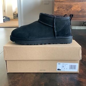UGG Classic Ultra Mini Boot